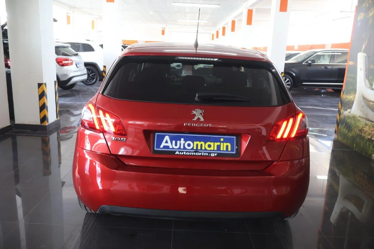 Peugeot 308 - View model 5