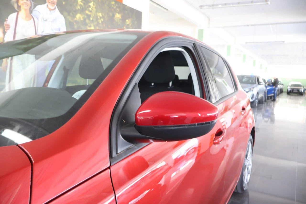 Peugeot 308 - View model 13