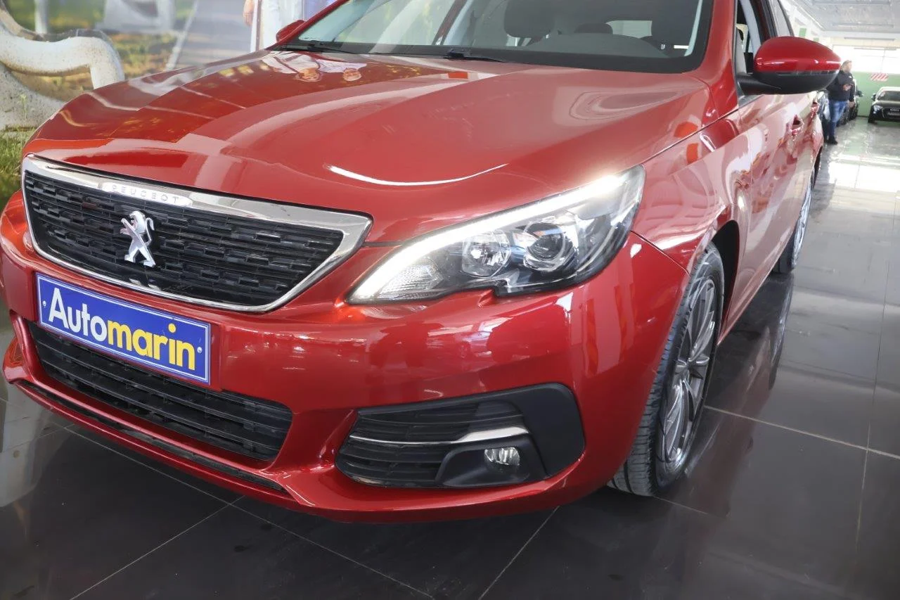 Peugeot 308 - View model 15