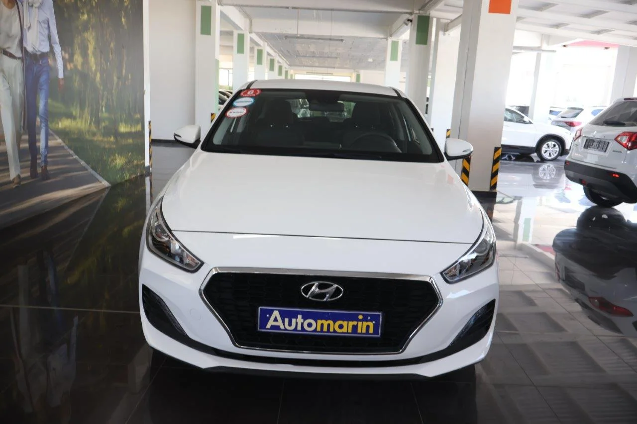View 3 - Hyundai i 30 - 2020