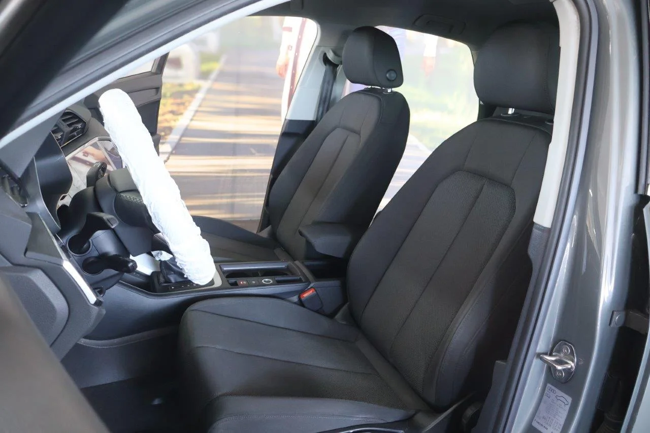 Audi Q3 - View model 23