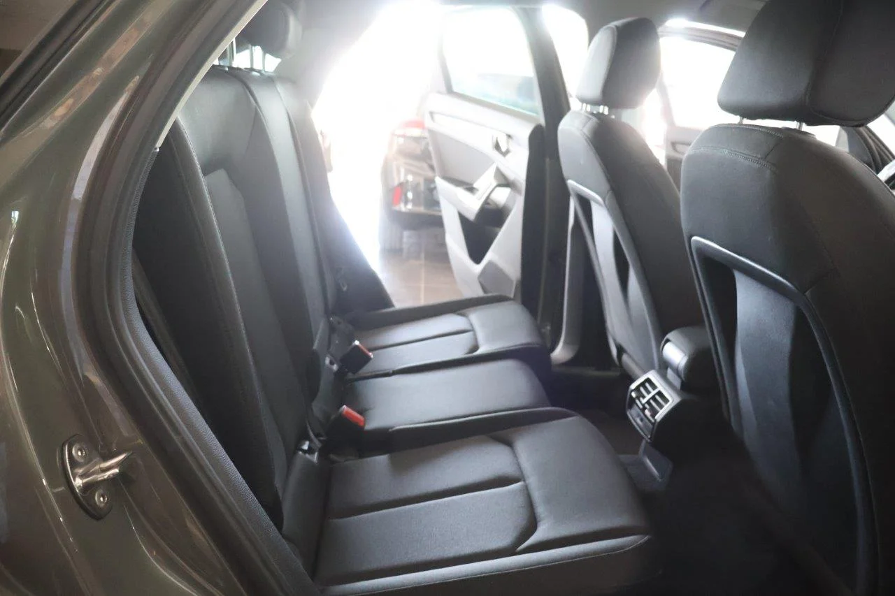 Audi Q3 - View model 27
