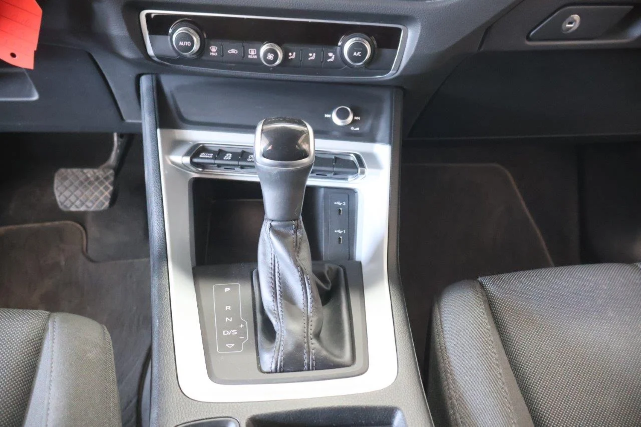 Audi Q3 - View model 31