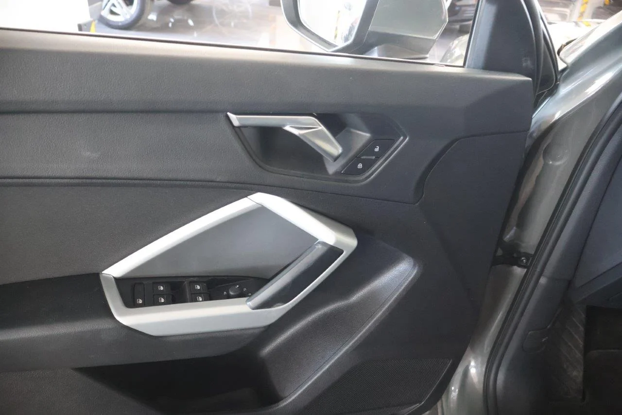 Audi Q3 - View model 33