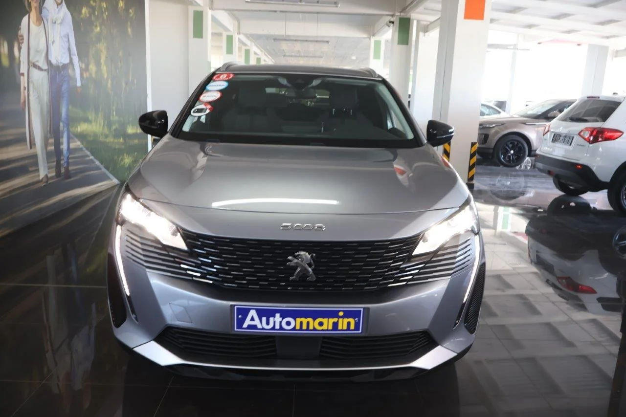 View 3 - Peugeot 5008 - 2021