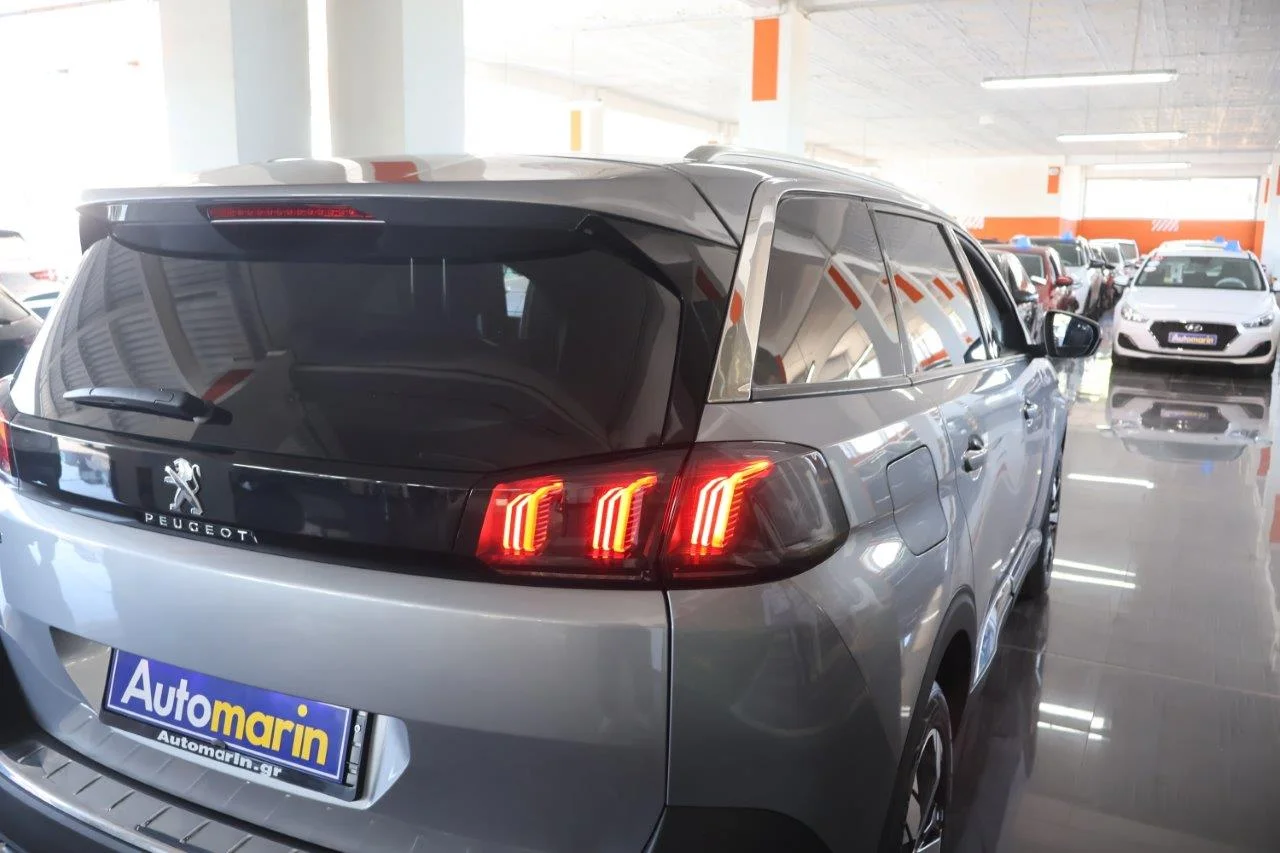 Peugeot 5008 - View model 12