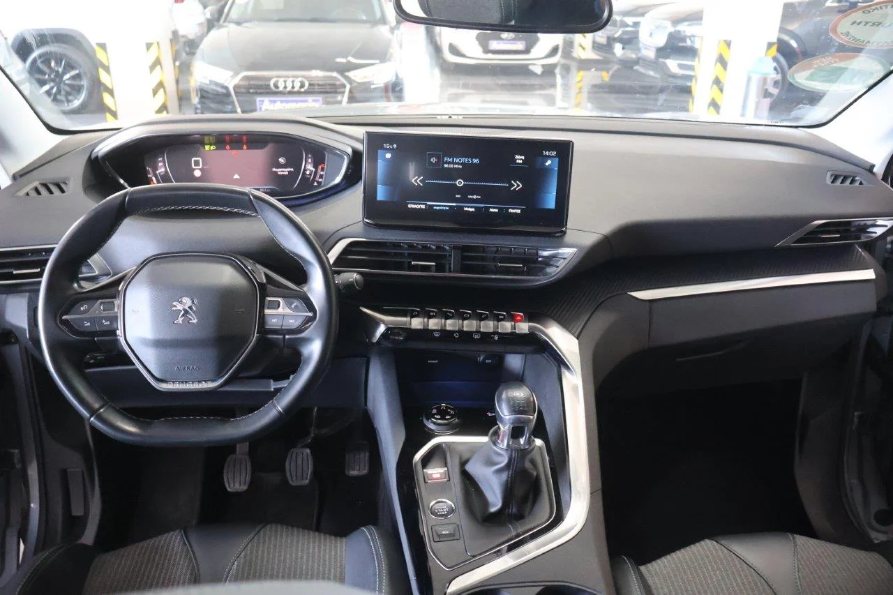 Peugeot 5008 - View model 22