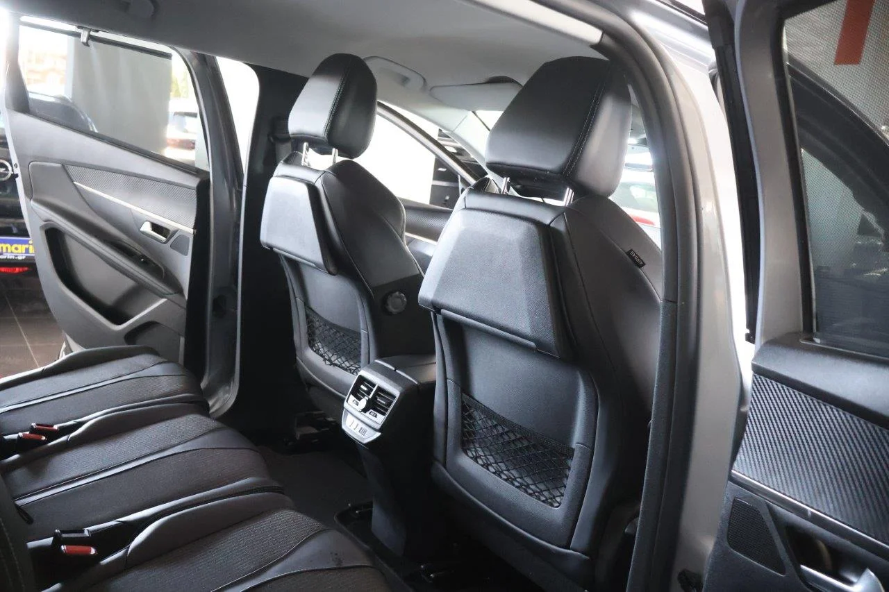 Peugeot 5008 - View model 27