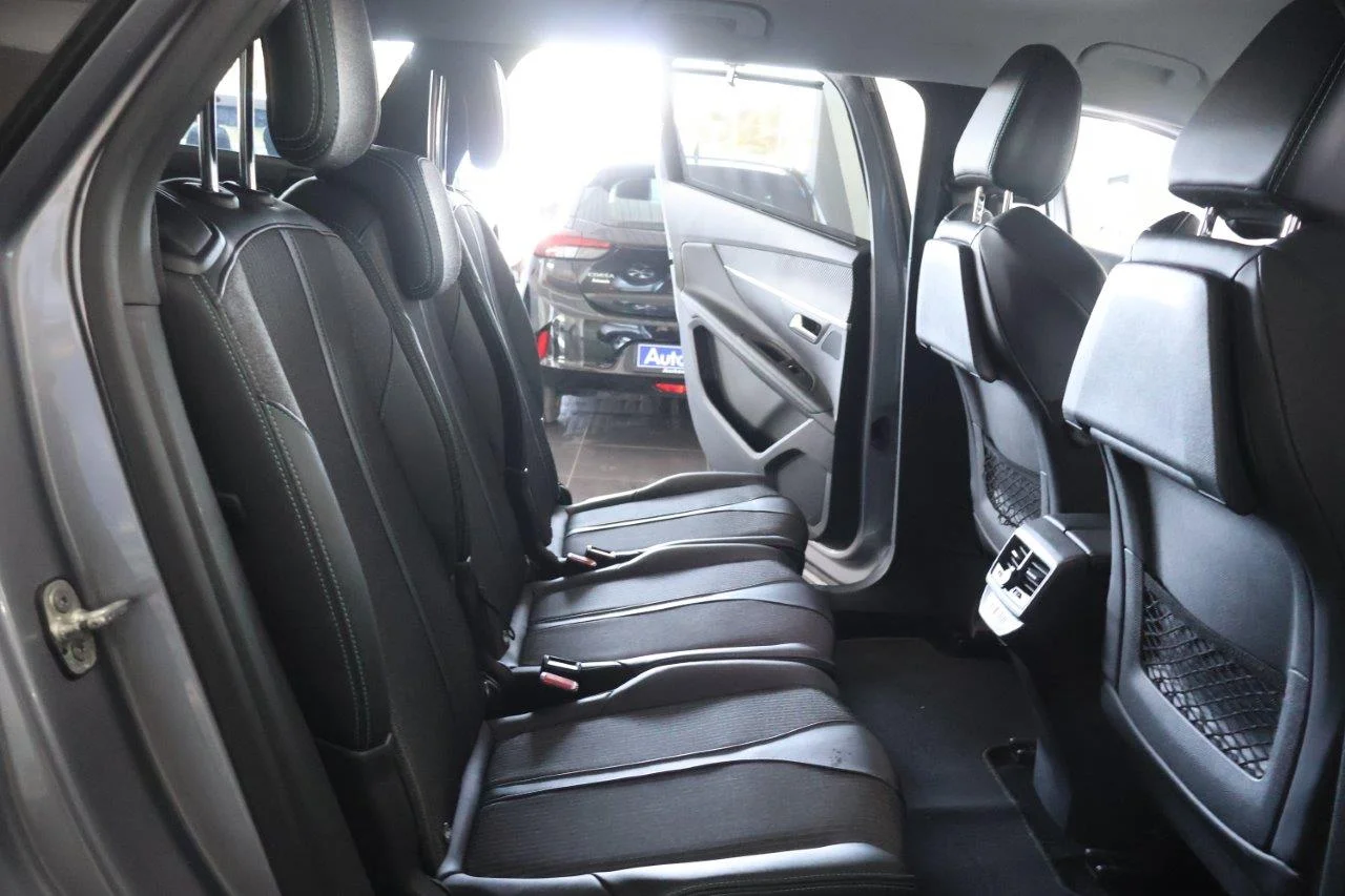Peugeot 5008 - View model 28