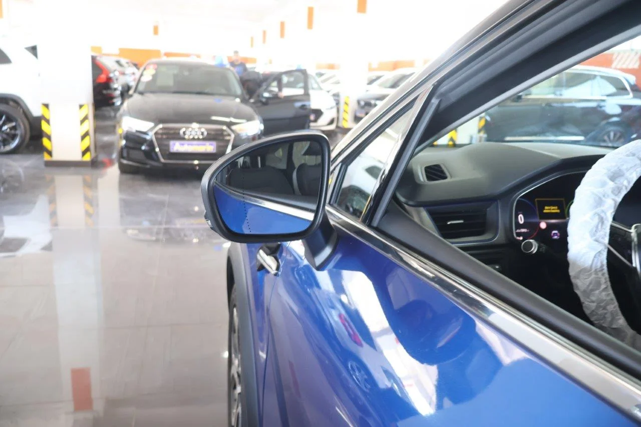 Renault Captur - View model 16