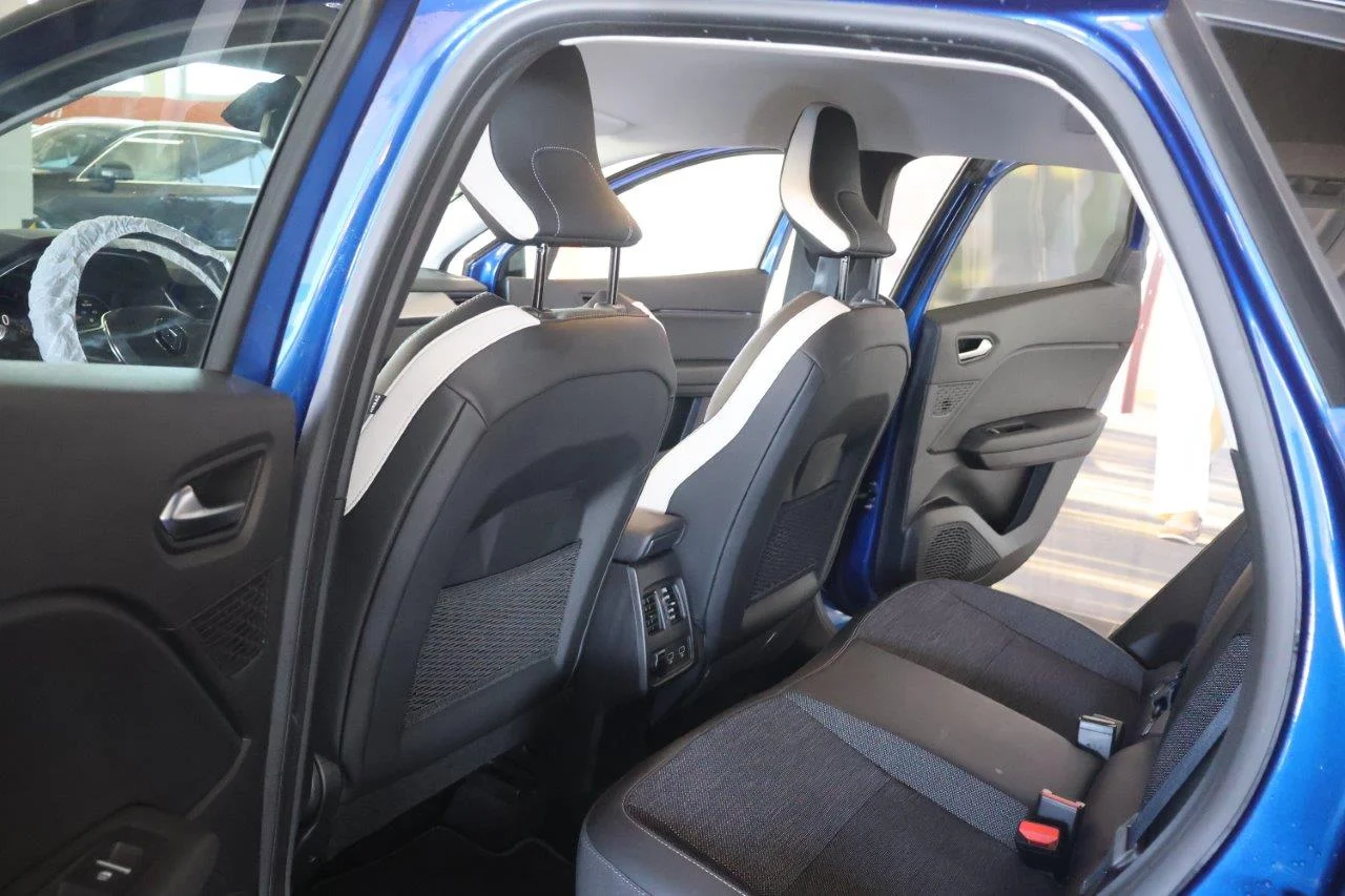 Renault Captur - View model 26