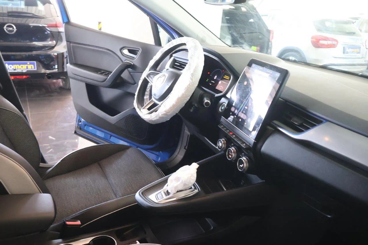 Renault Captur - View model 38