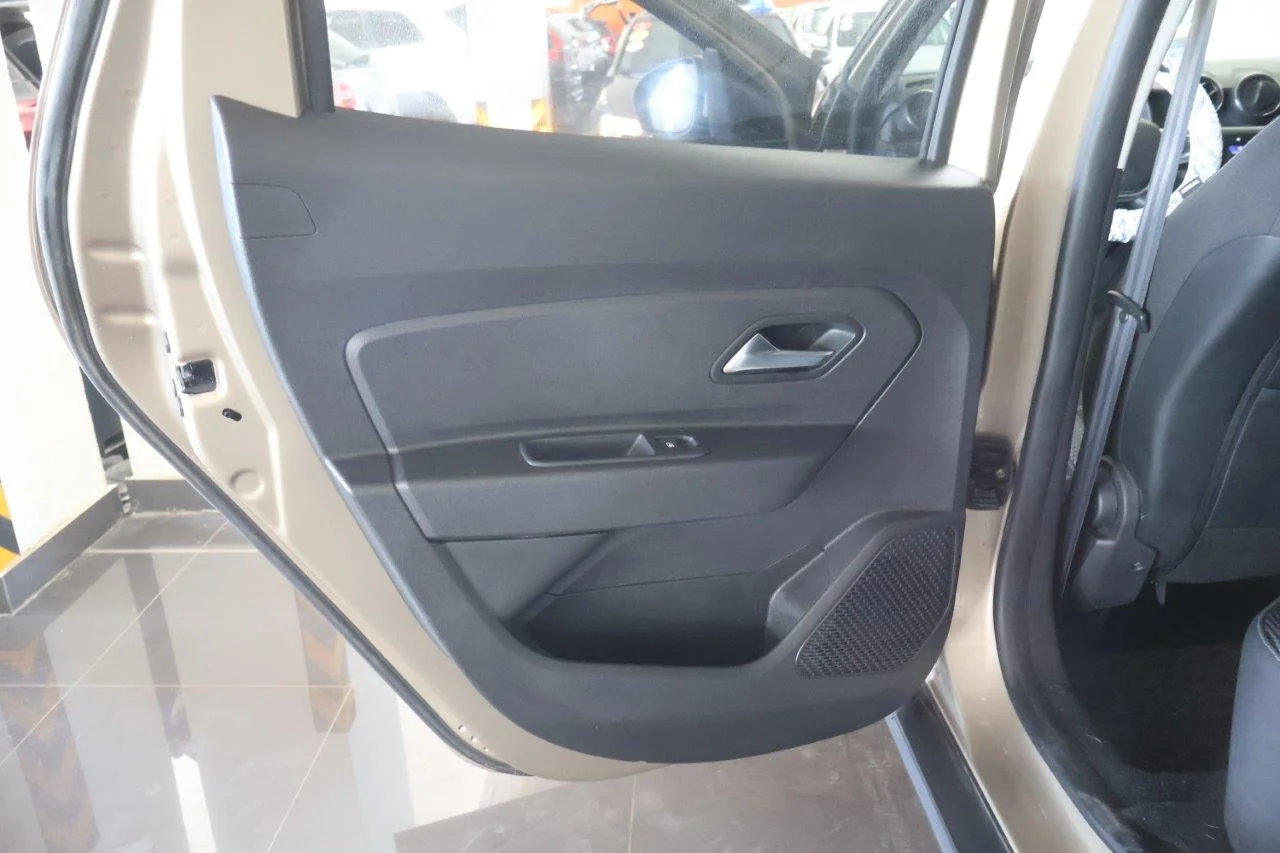 Dacia Duster - View model 34