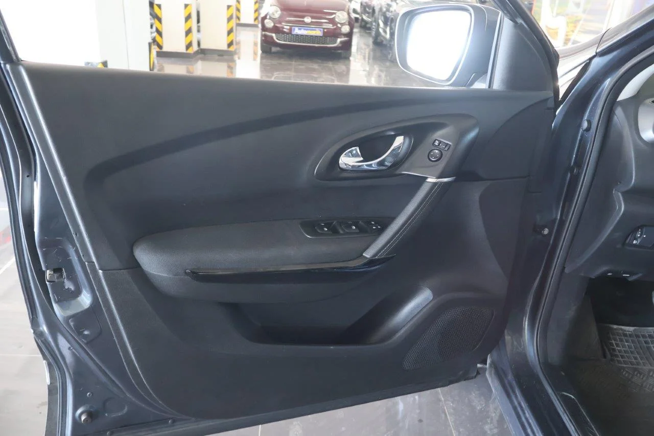 Renault Kadjar - View model 31
