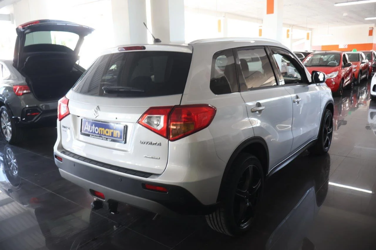 View 5 - Suzuki Vitara - 2016