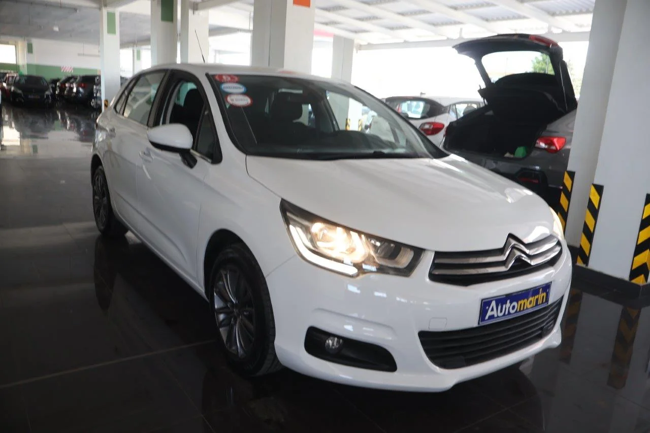 View 4 - Citroen C4 - 2017