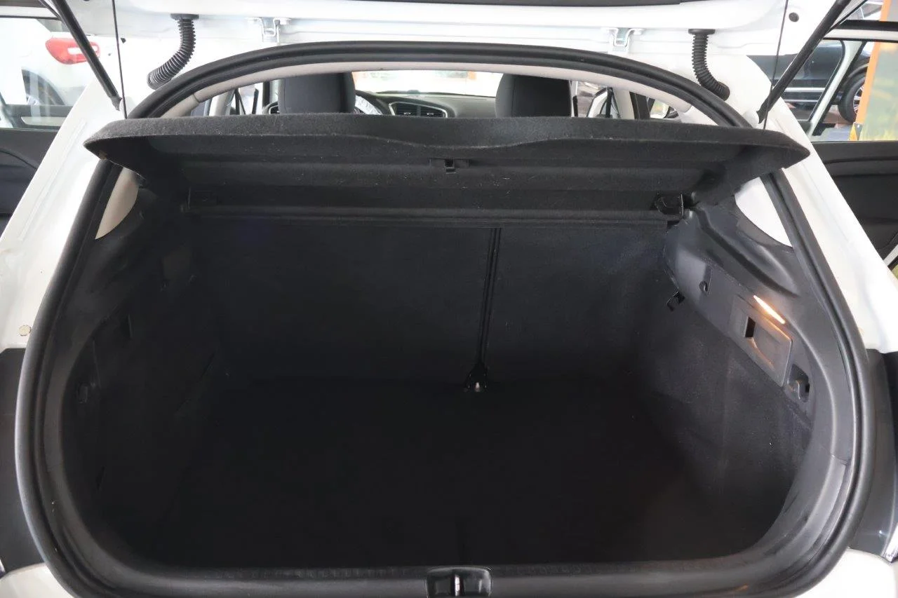 Citroen C4 - View model 10