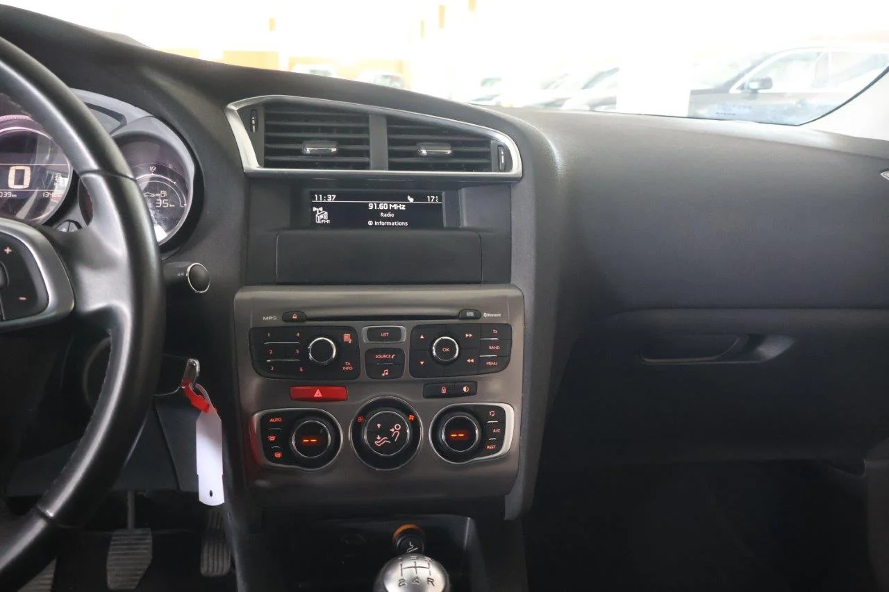 Citroen C4 - View model 27