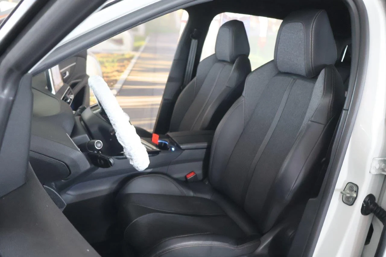 Peugeot 3008 - View model 22