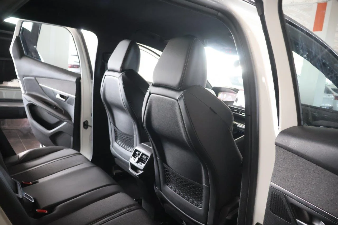 Peugeot 3008 - View model 26
