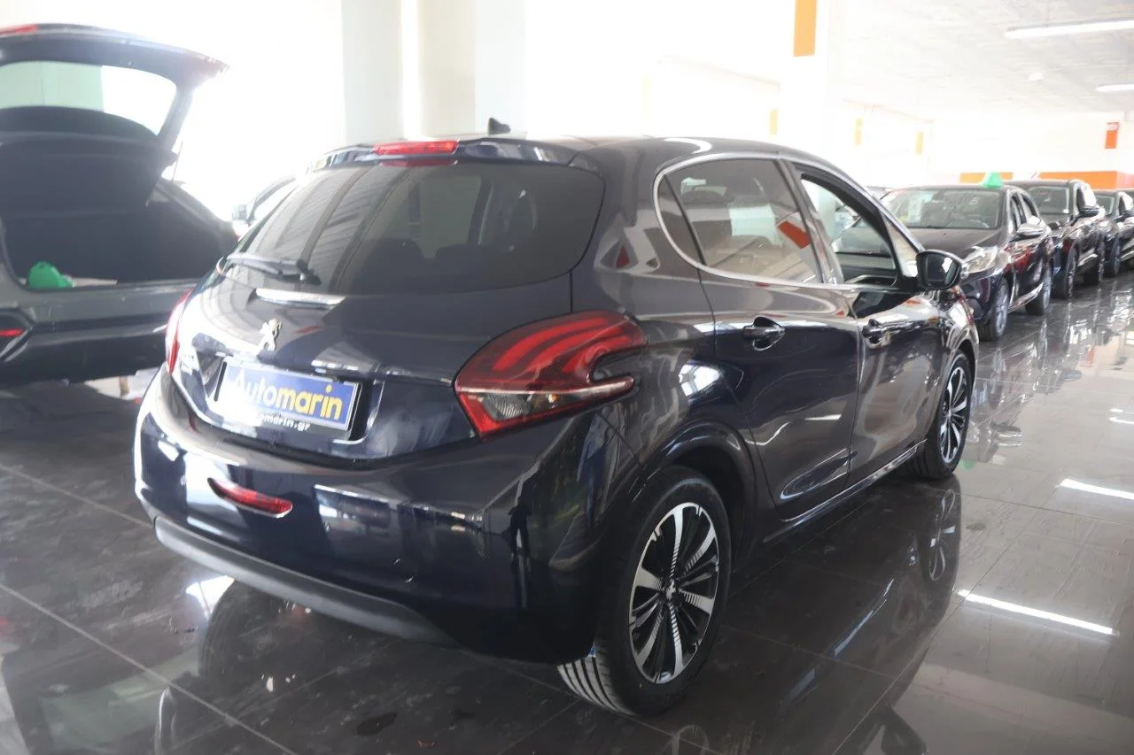 View 5 - Peugeot 208 - 2019