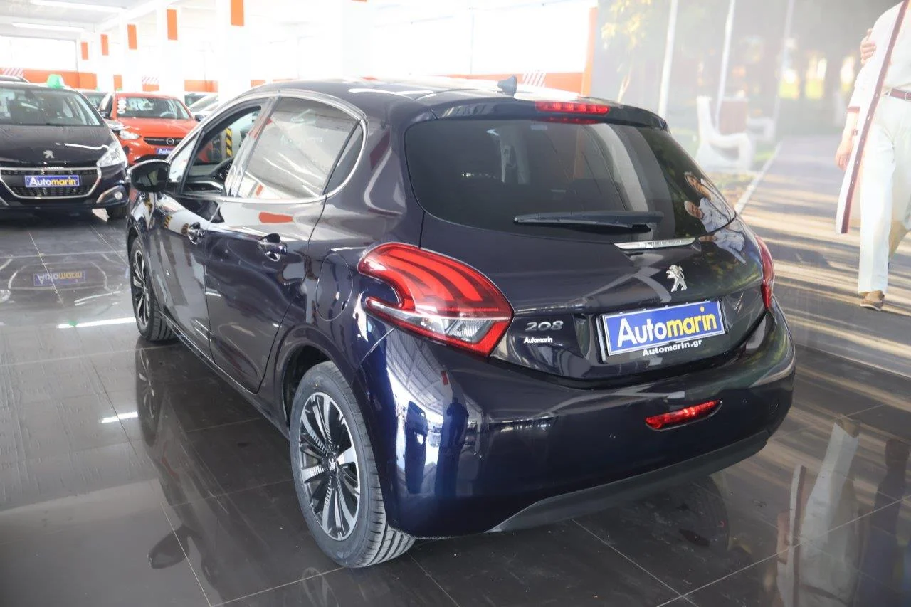 Peugeot 208 - View model 6