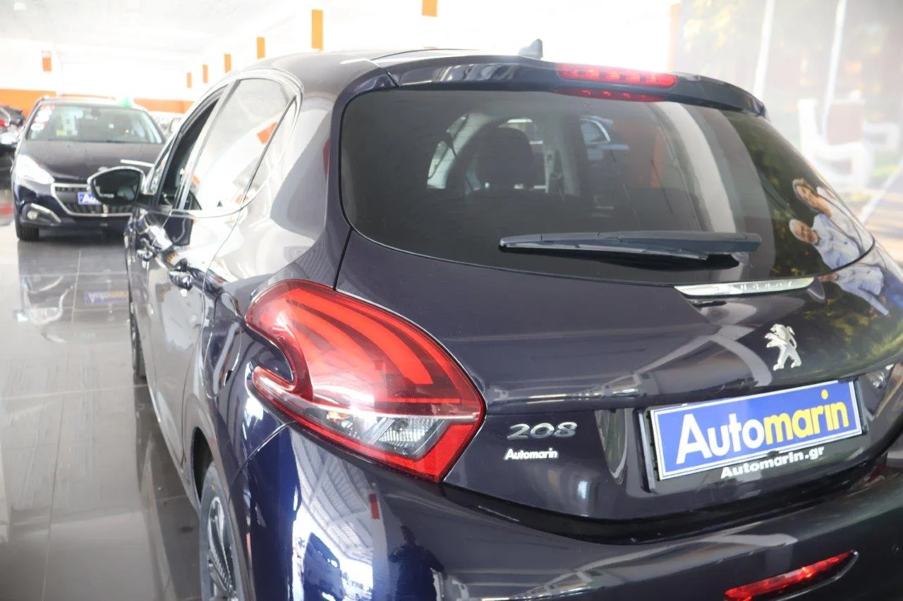 Peugeot 208 - View model 12