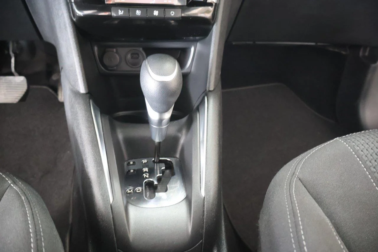 Peugeot 208 - View model 29