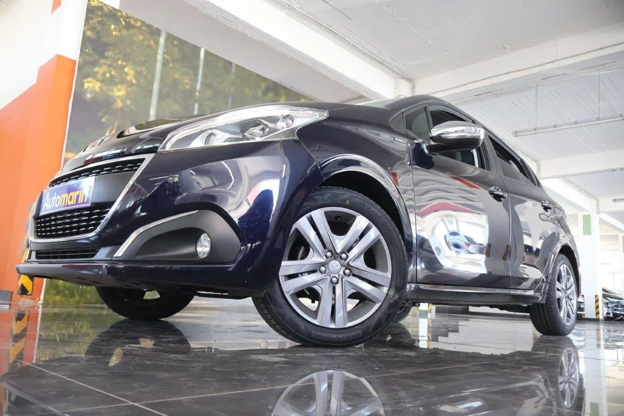 View 2 - Peugeot 208 - 2019