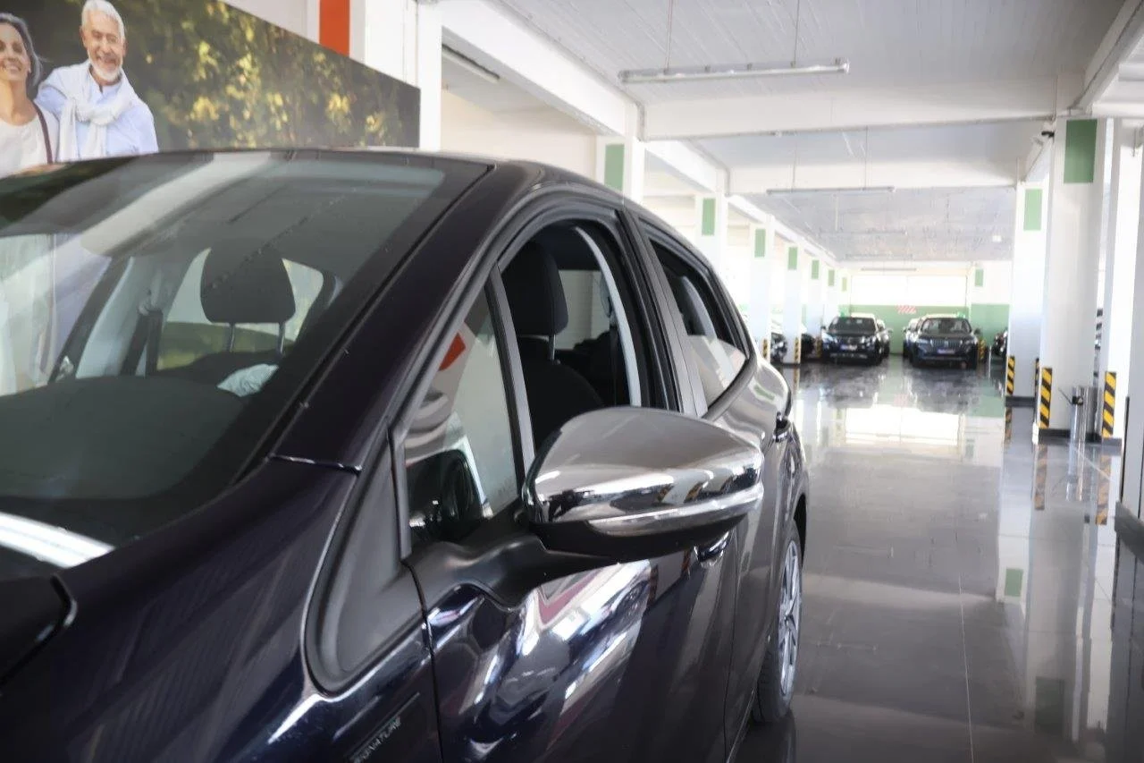Peugeot 208 - View model 16