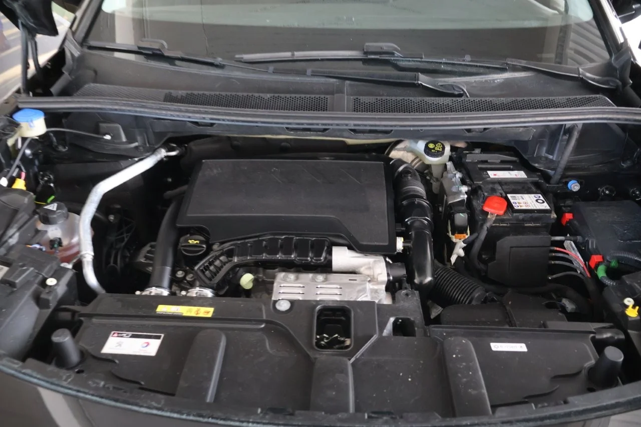 Peugeot 3008 - View model 20