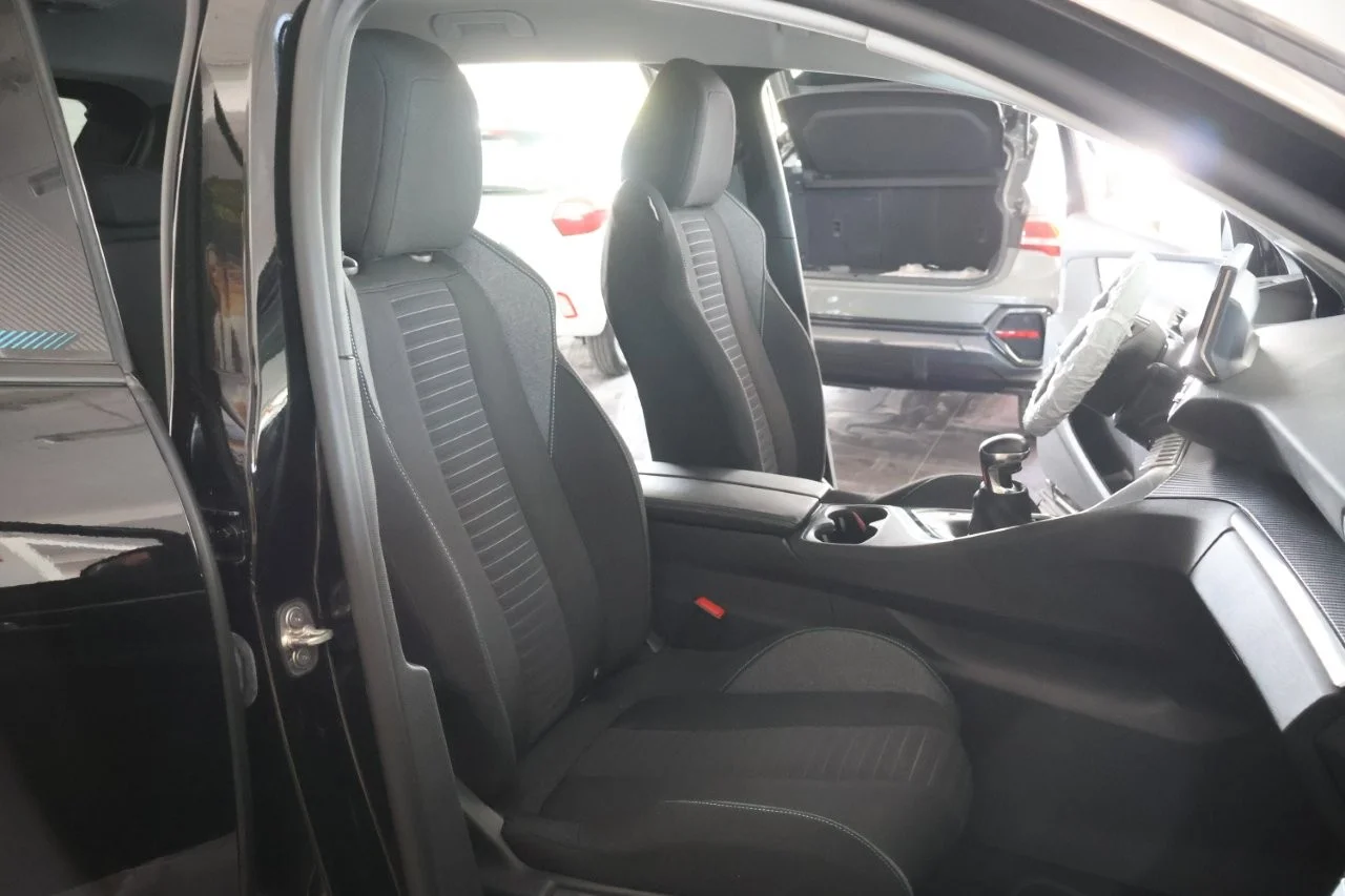 Peugeot 3008 - View model 23