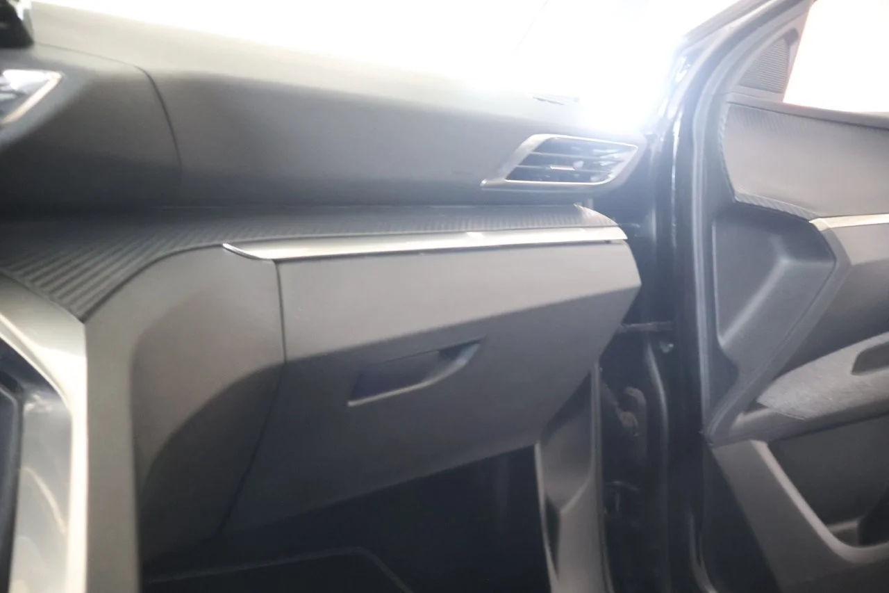 Peugeot 3008 - View model 31