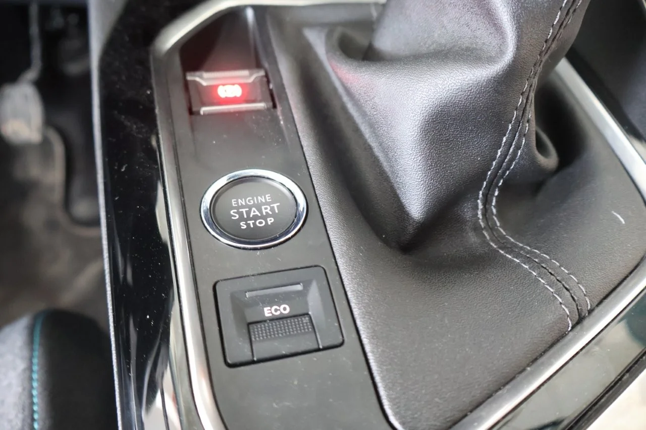 Peugeot 3008 - View model 33