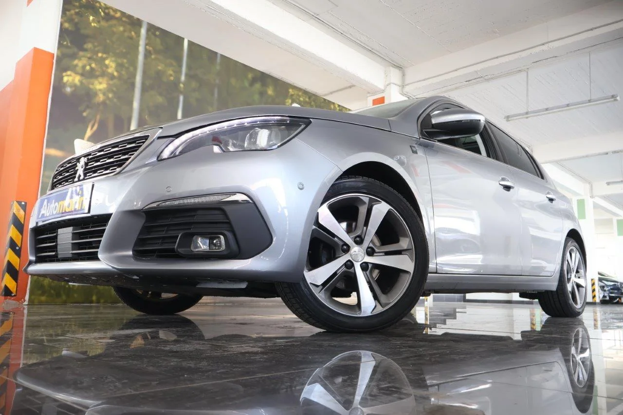 View 2 - Peugeot 308 - 2019