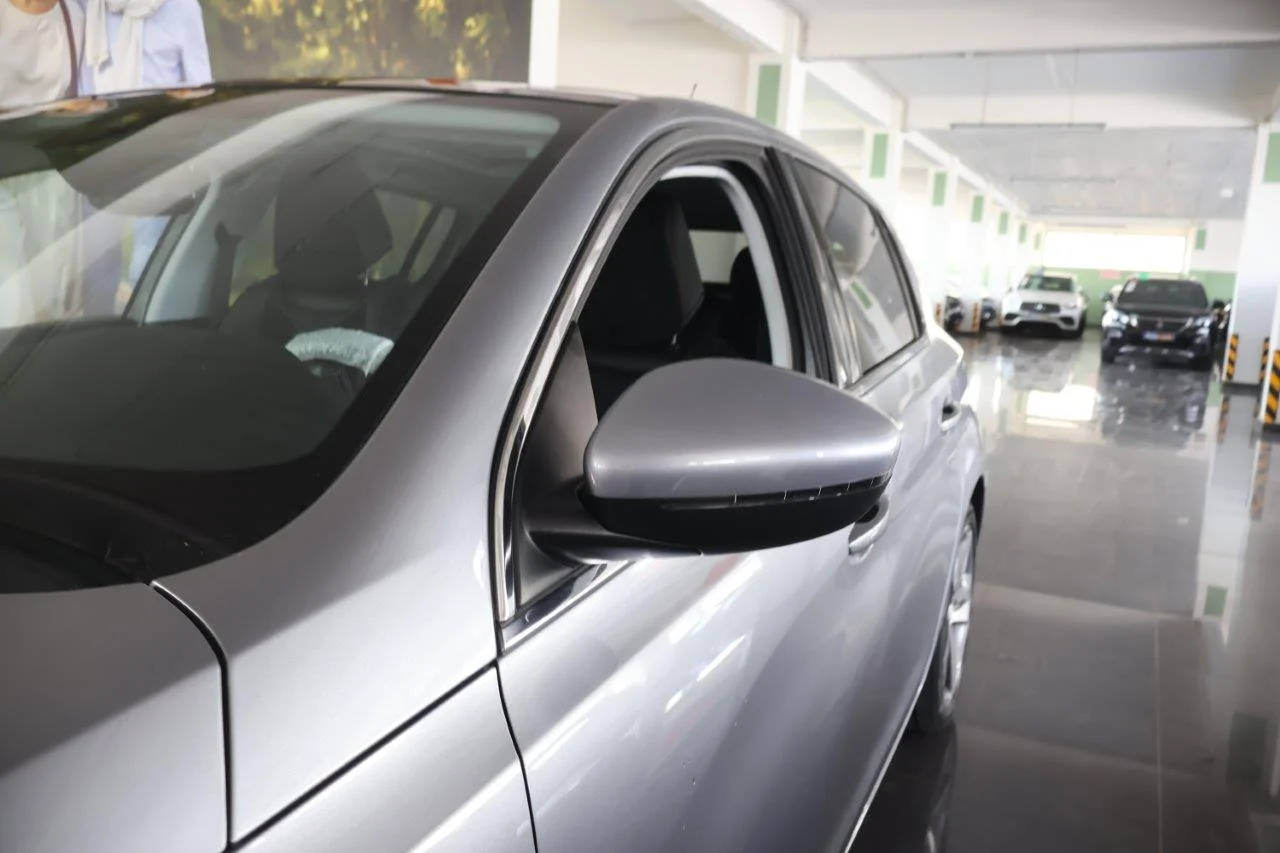 Peugeot 308 - View model 14