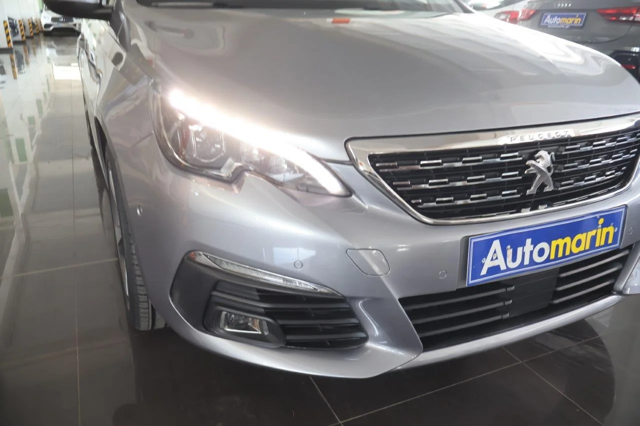 Peugeot 308 - View model 17