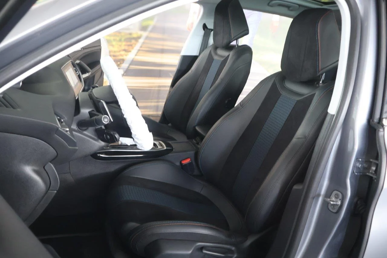 Peugeot 308 - View model 22