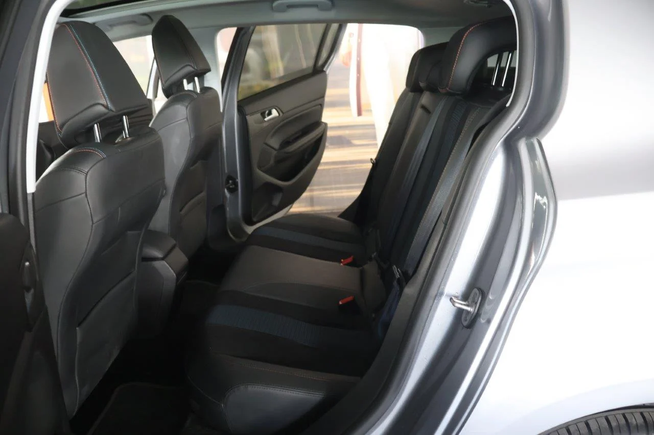 Peugeot 308 - View model 25