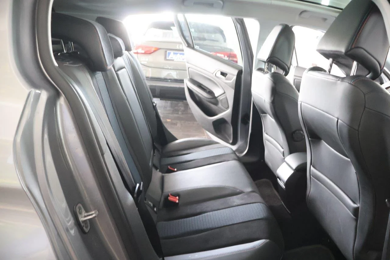 Peugeot 308 - View model 27