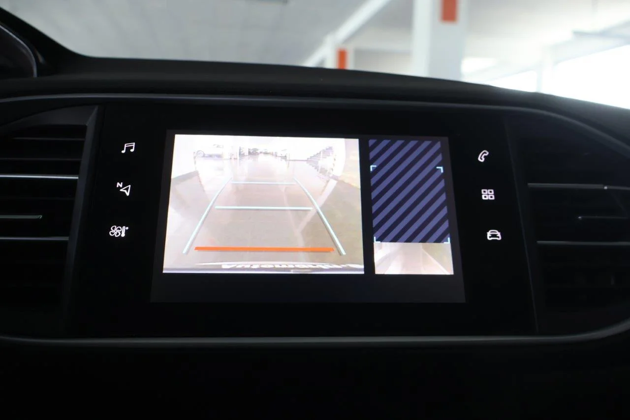 Peugeot 308 - View model 33