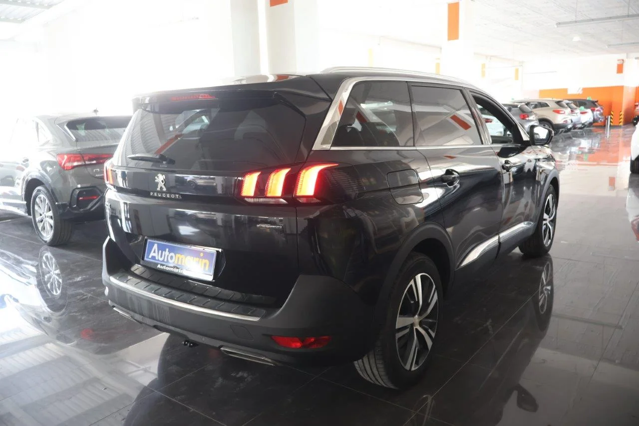 View 5 - Peugeot 5008 - 2019