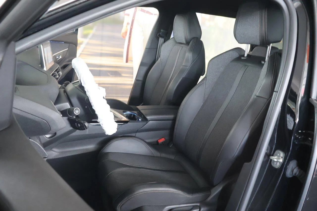 Peugeot 5008 - View model 16