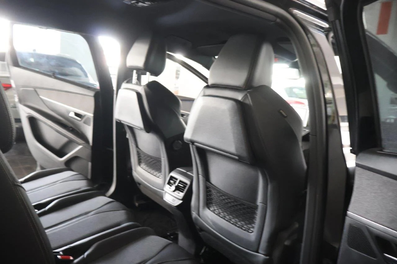 Peugeot 5008 - View model 20