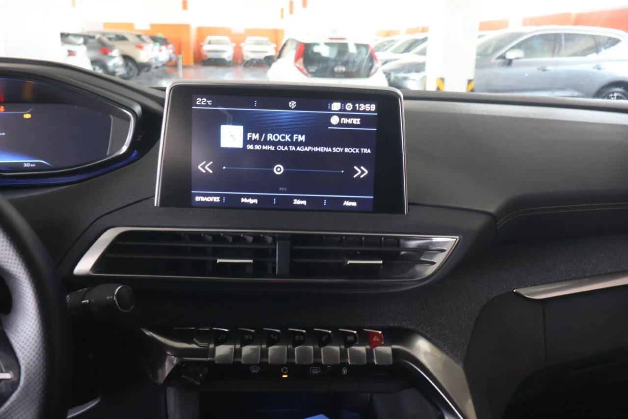 Peugeot 5008 - View model 23
