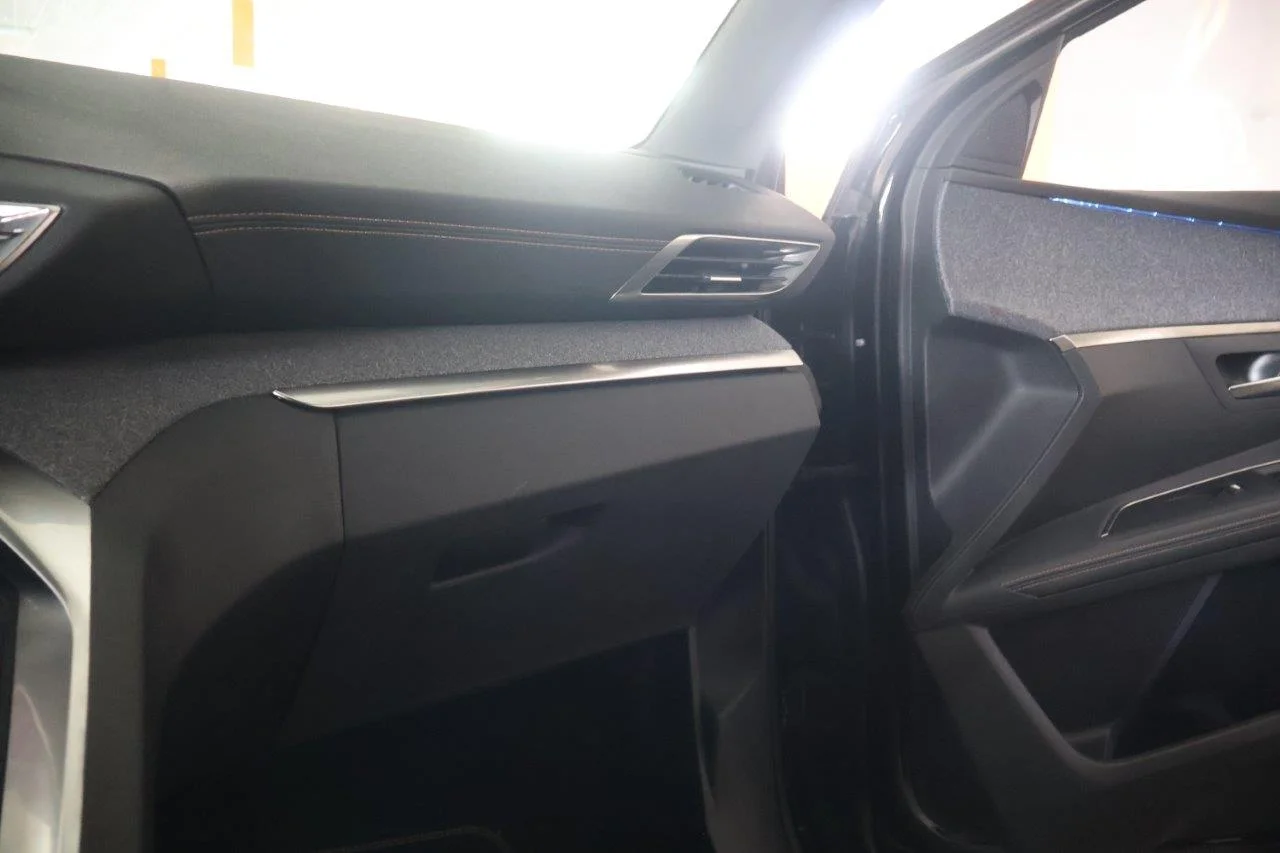 Peugeot 5008 - View model 26