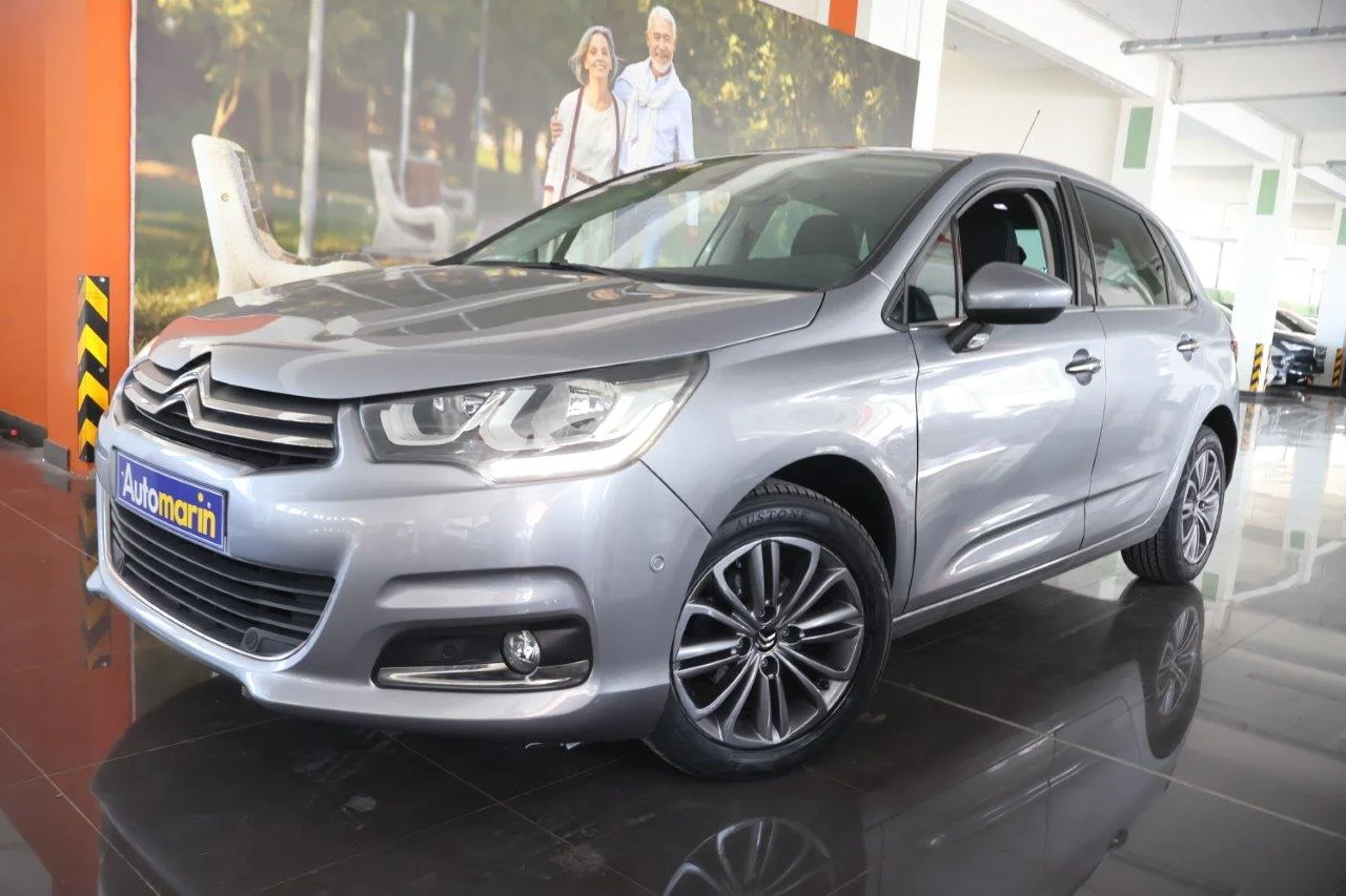 View 1 - Citroen C4 - 2017