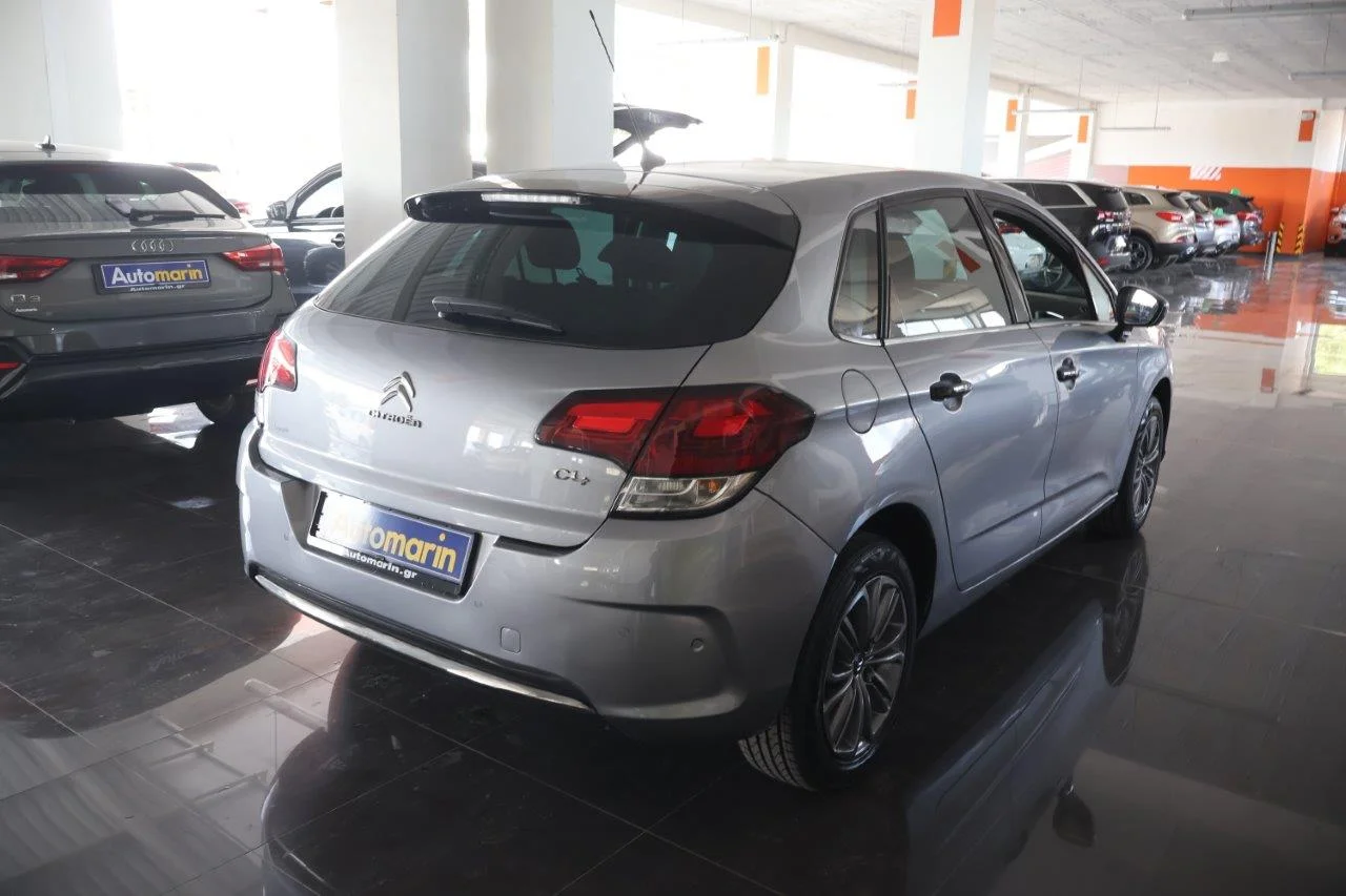 View 5 - Citroen C4 - 2017