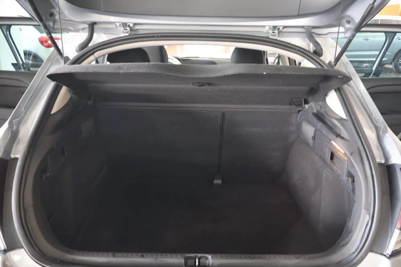 Citroen C4 - View model 10