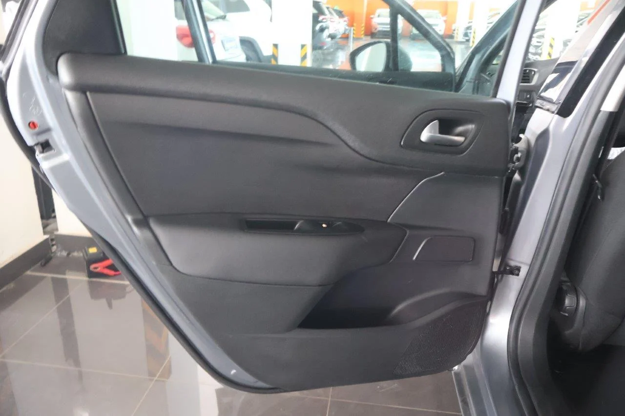 Citroen C4 - View model 34